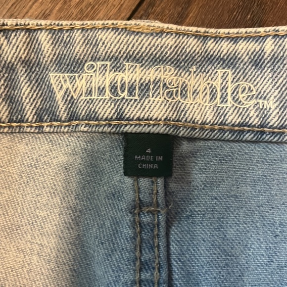 Wild Fable distressed jean shorts - Picture 5 of 7